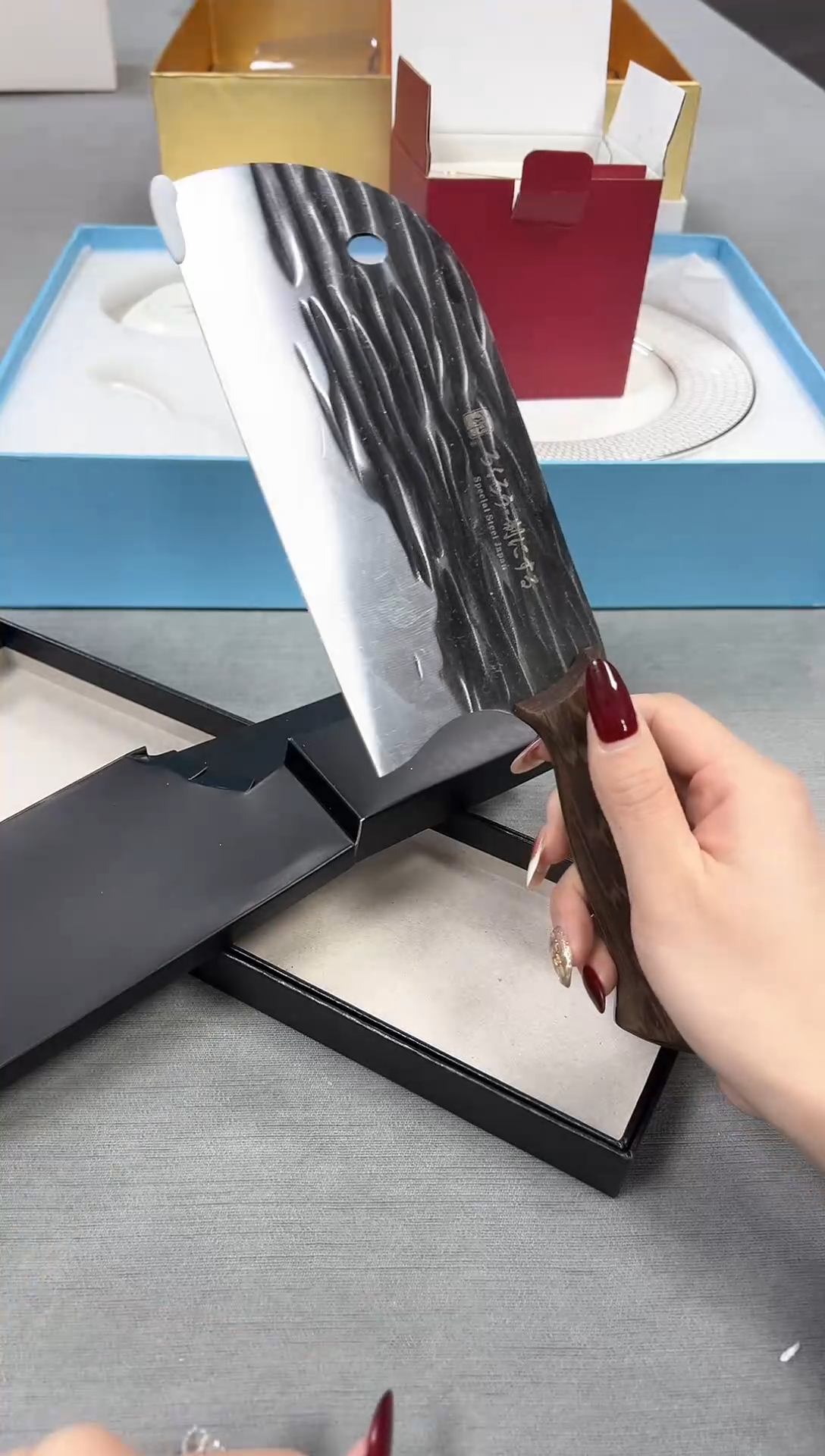 【闪购商品】瓷片新号开播不计成本欢迎点菜！