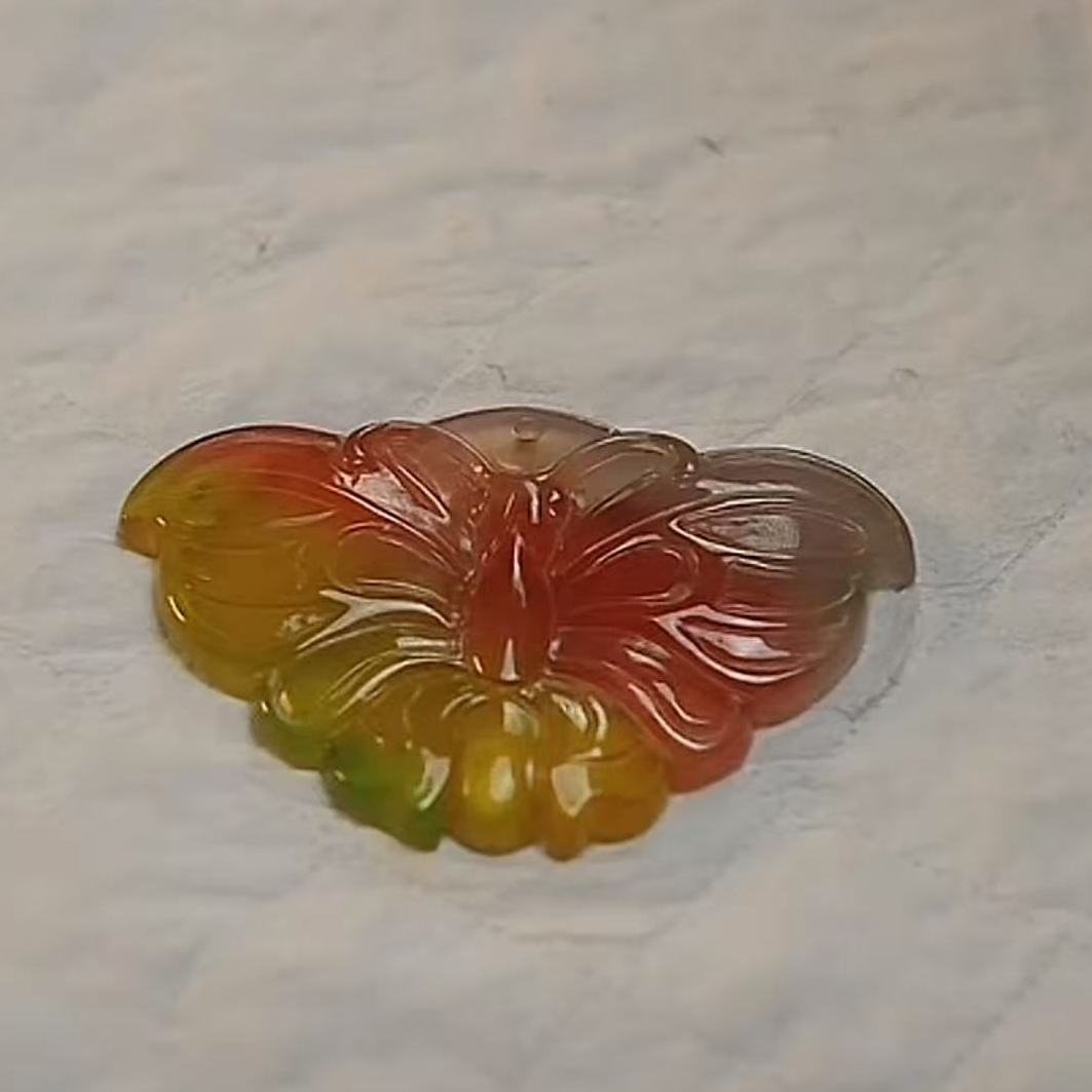 【华夏文物甄选商店02235】翡翠蝴蝶