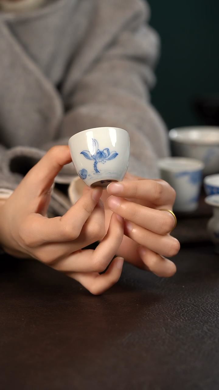 【闪购商品】杯聚澜堂亭亭玉立小缸杯