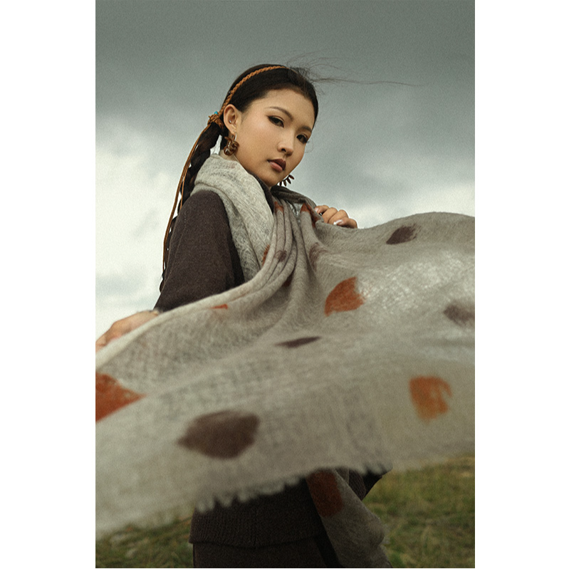 【春晓】云栖橪200支纯羊绒彩点围巾 云雾印花手绘披肩女春秋冬季