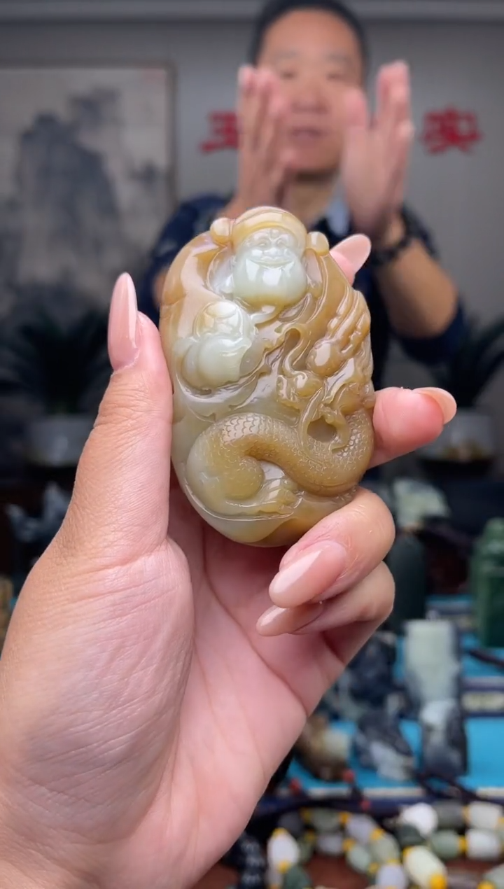 未镶嵌和田玉挂件1