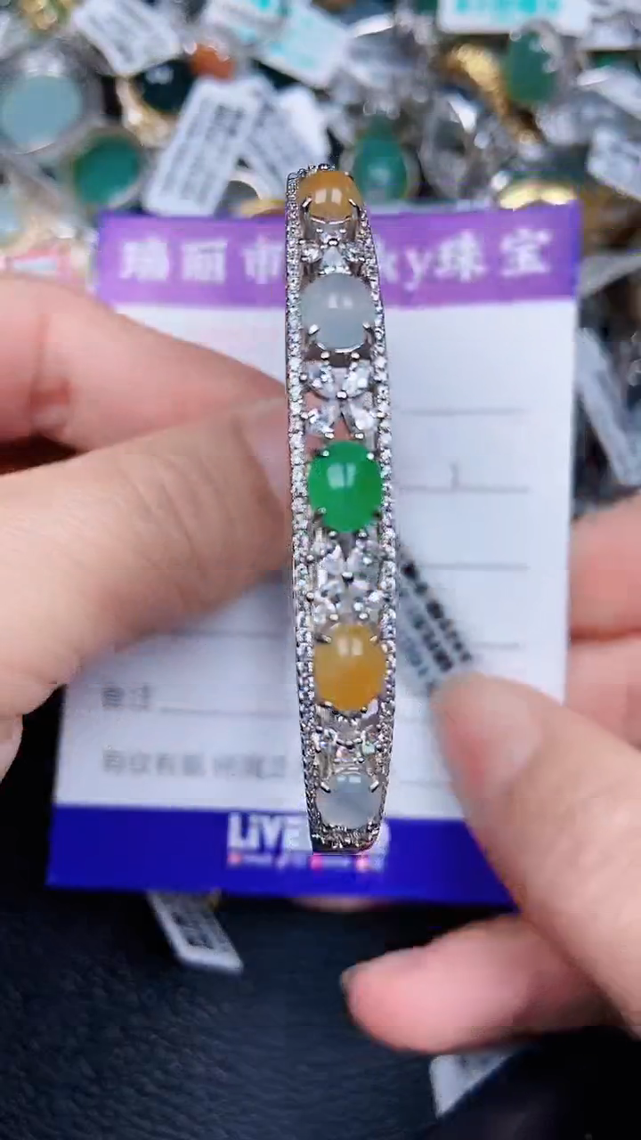 颈饰银S925镶嵌翡翠21752