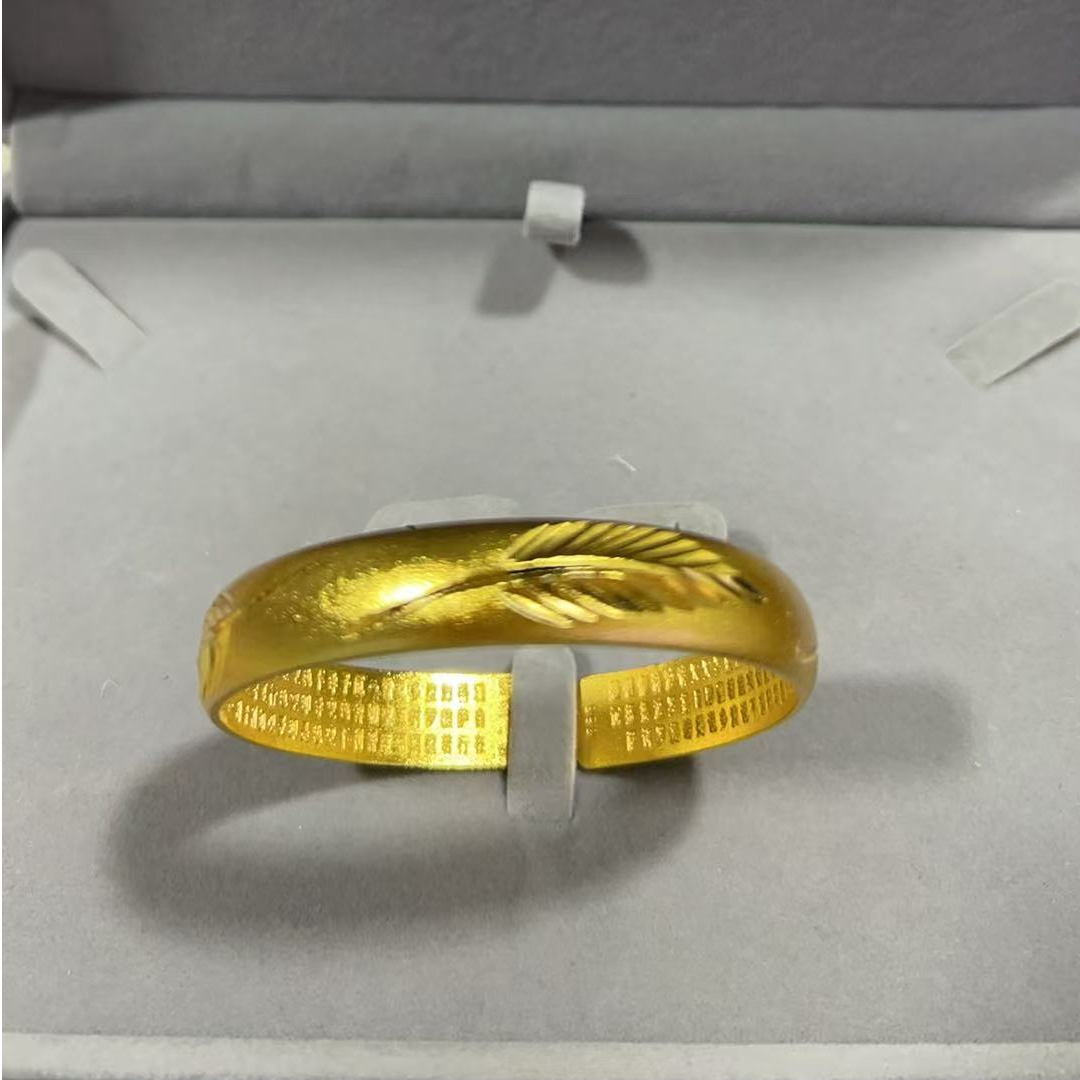 A685曼莹精工手镯