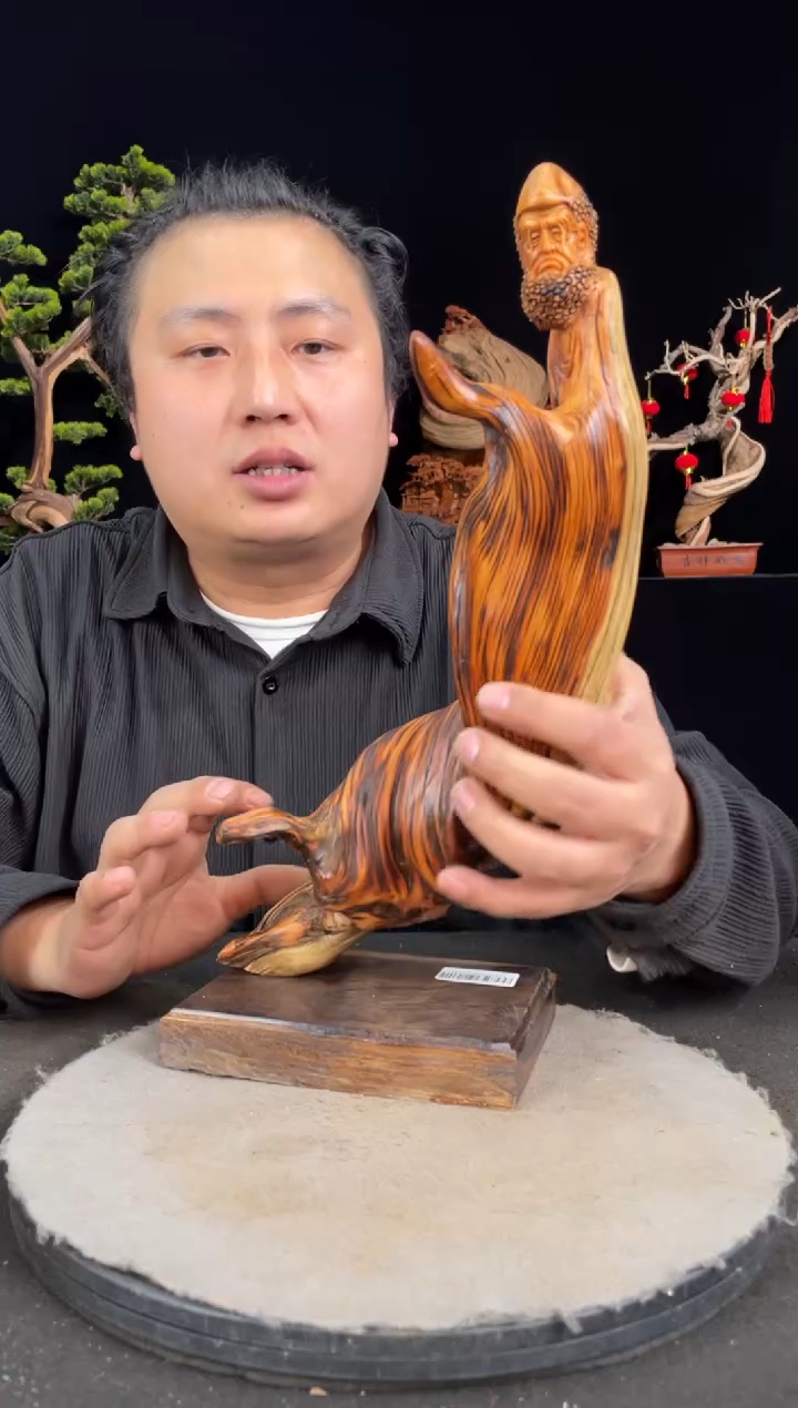 【闪购商品】柏木（崖柏）其他手工摆件,先抢先得!