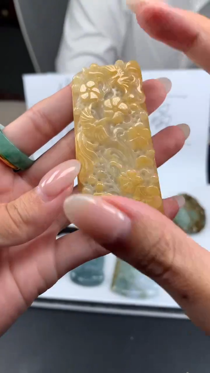 【闪购商品】定制翡翠未镶嵌不退不换CMH1件-A