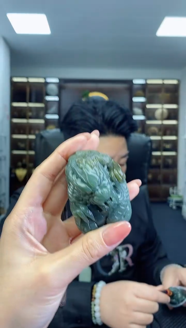 【闪购商品】和田玉颈饰未镶嵌龙手把件