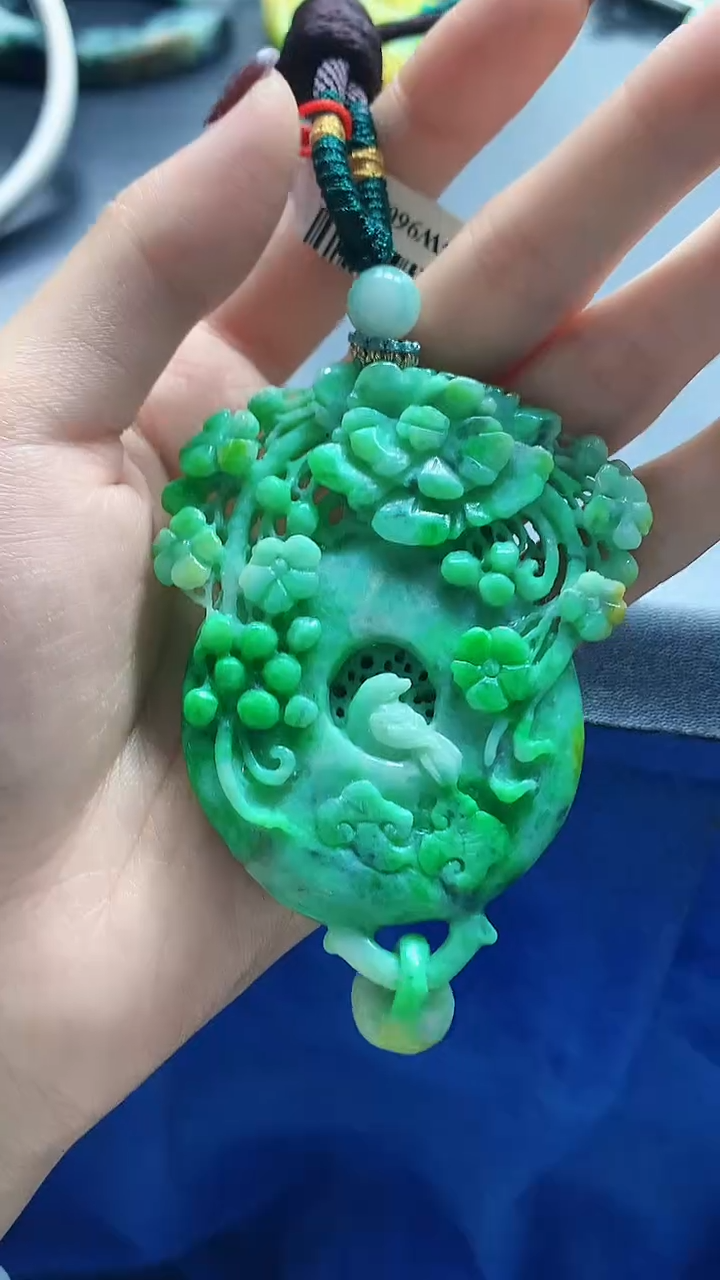 颈饰未镶嵌翡翠天然缅甸a货翡翠