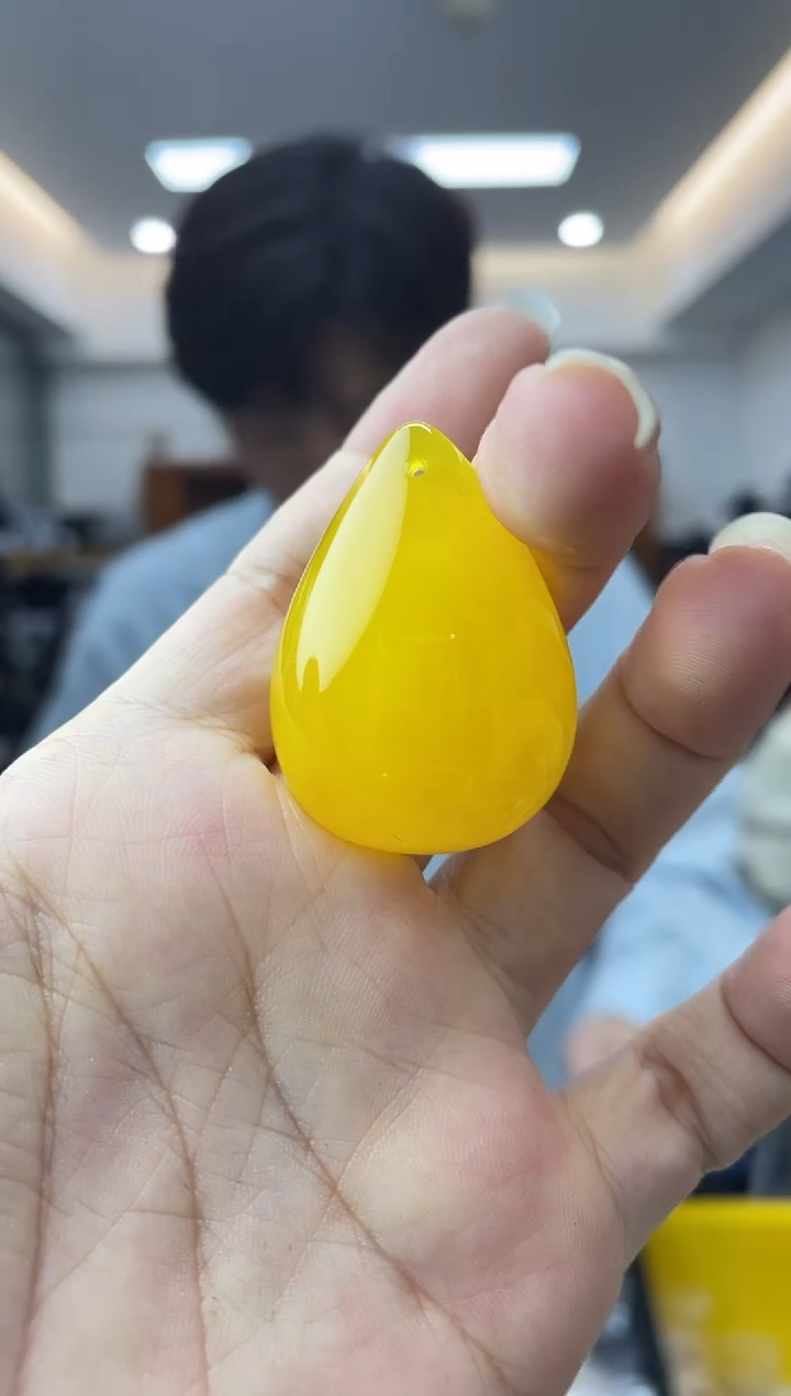 未镶嵌蜜蜡裸石多样性一件发货