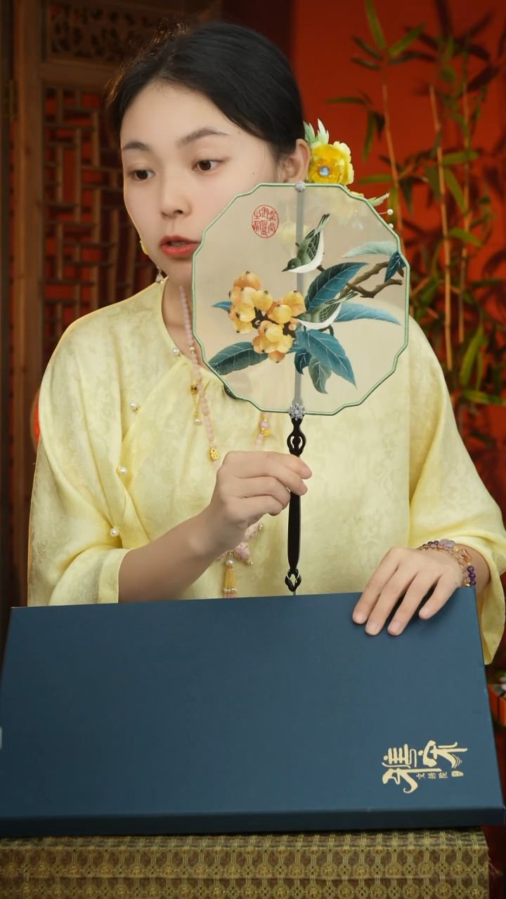 刺绣非遗苏绣纯手工团扇（不带扇盒）