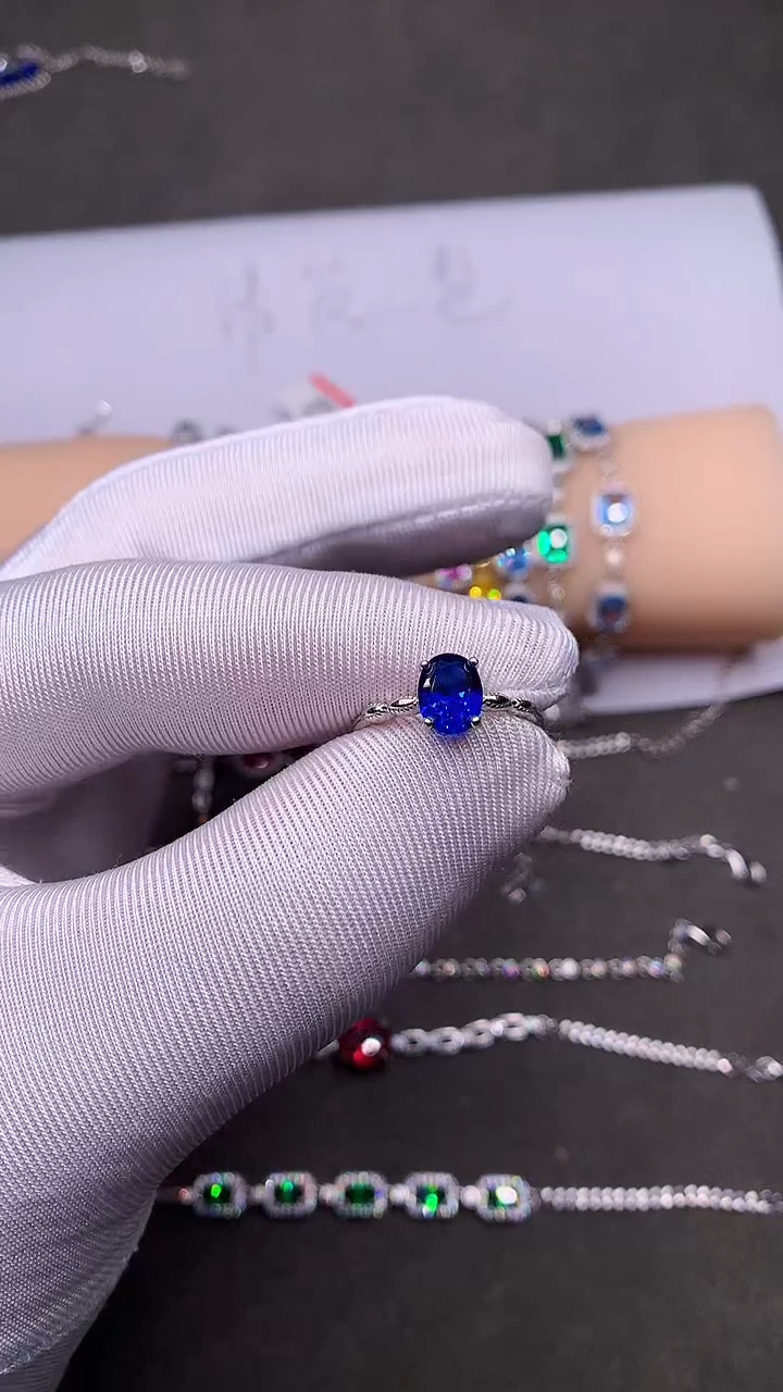 【闪购商品】蓝宝石戒指银S925镶嵌········