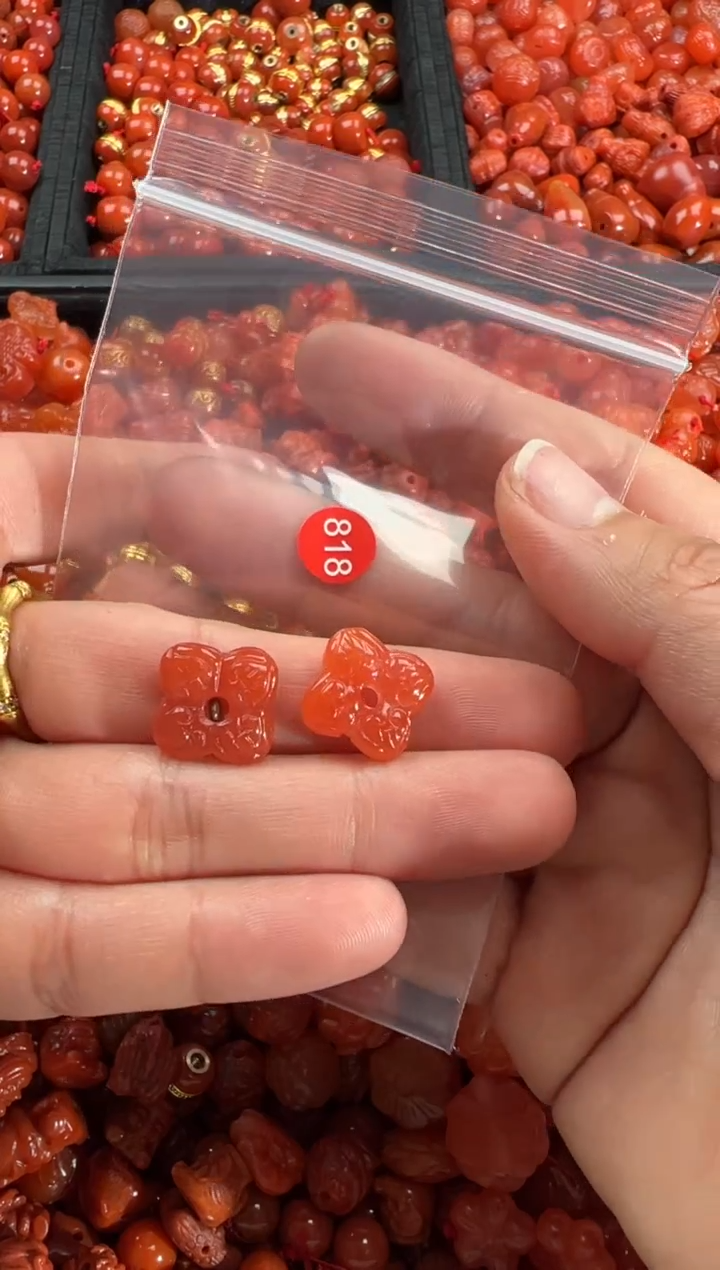 【闪购商品】南红玛瑙颈饰未镶嵌1