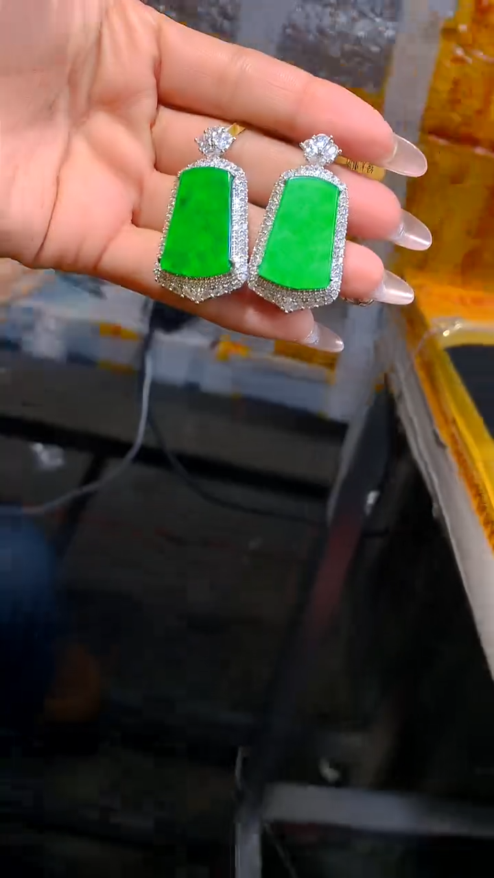 【闪购商品】定制翡翠未镶嵌65-多样性发货（发其一）