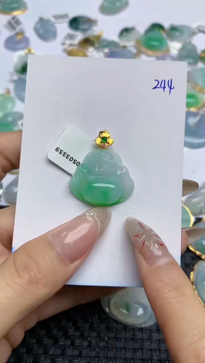 【闪购商品】翡翠颈饰18K金镶嵌天然翡翠A货