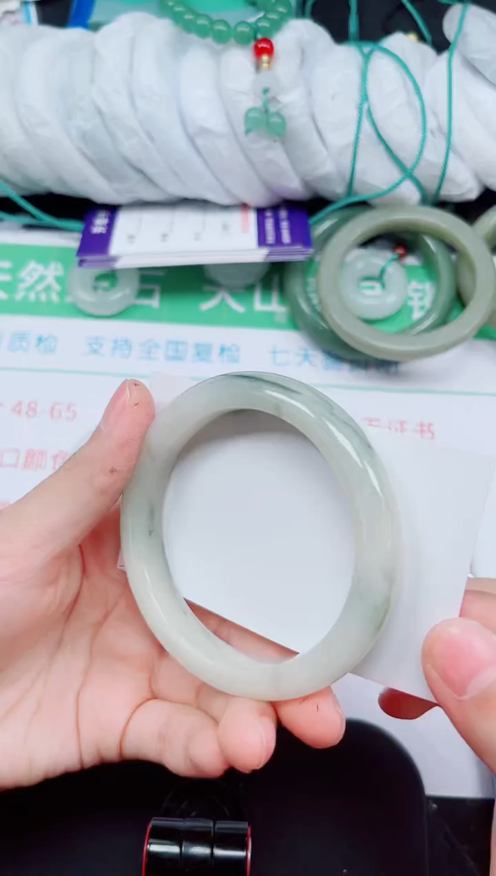 石英质玉手镯未镶嵌201-55/56