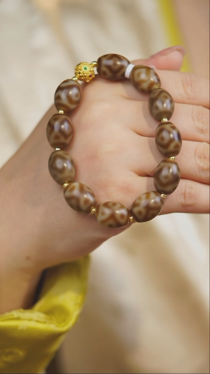 【闪购商品】玛瑙/玉髓手串未镶嵌多样性发其一