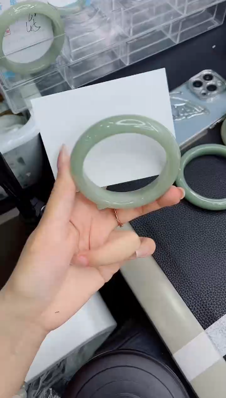 石英质玉手镯未镶嵌338-56