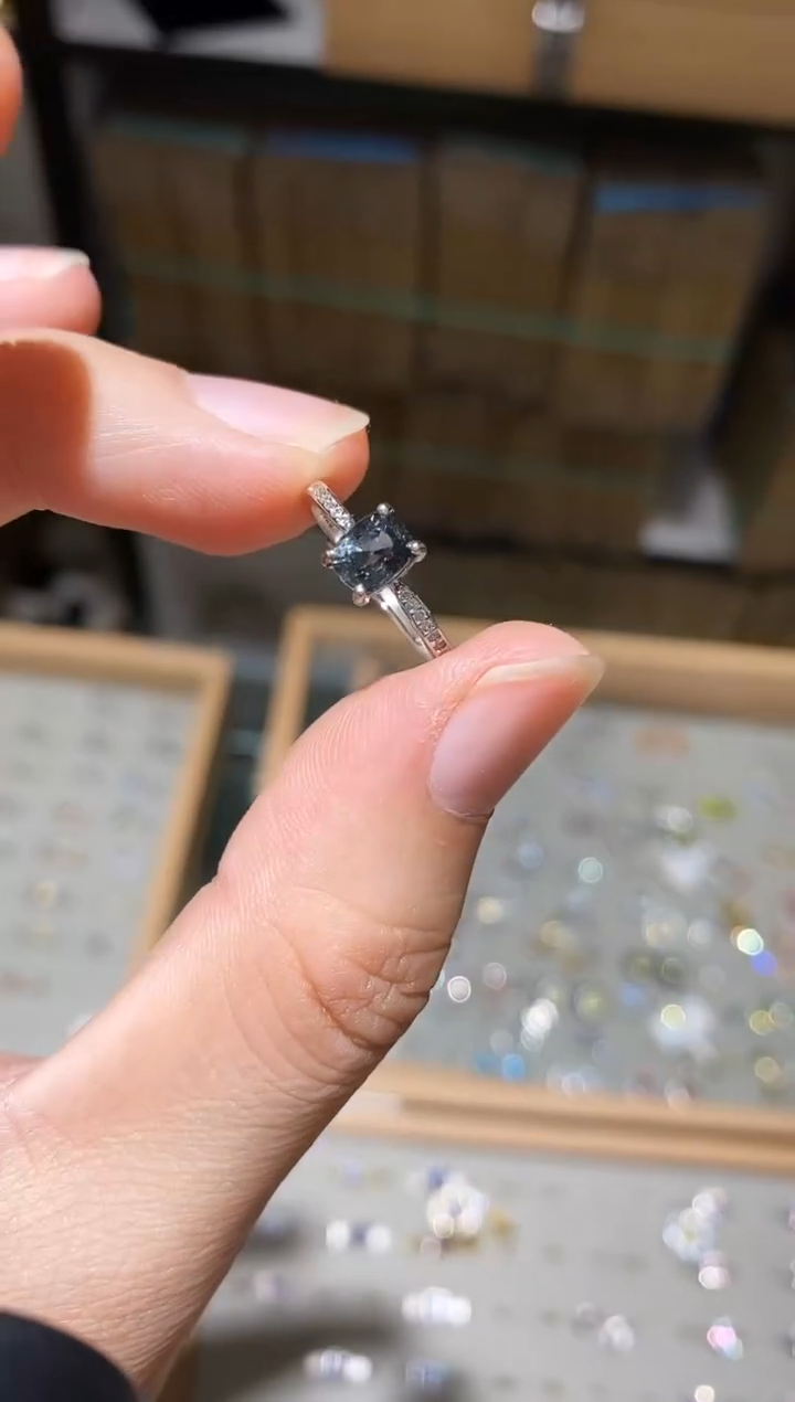 【闪购商品】尖晶石戒指银S925镶嵌戒指