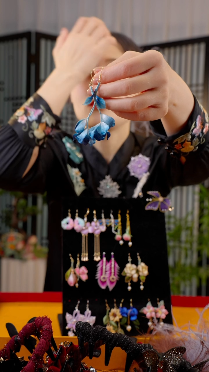 刺绣水*清非遗苏绣绒花手工饰品