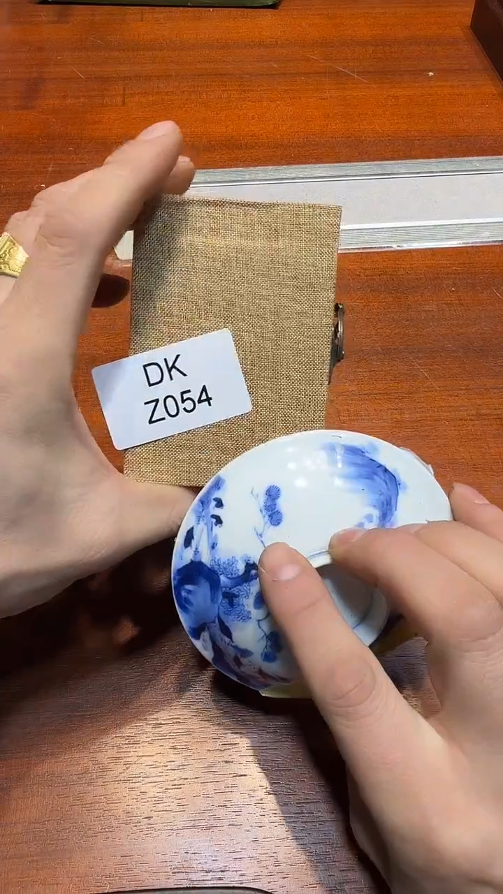 瓷片走**过哈哈哈哈哈哈054