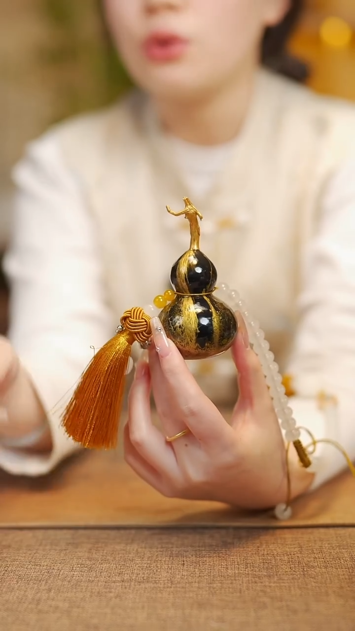 p130宴禾堂漆艺小葫芦--99