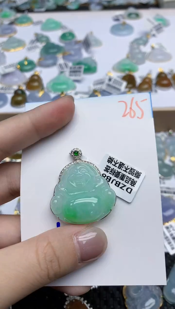 【闪购商品】翡翠颈饰18K金镶嵌天然翡翠A货