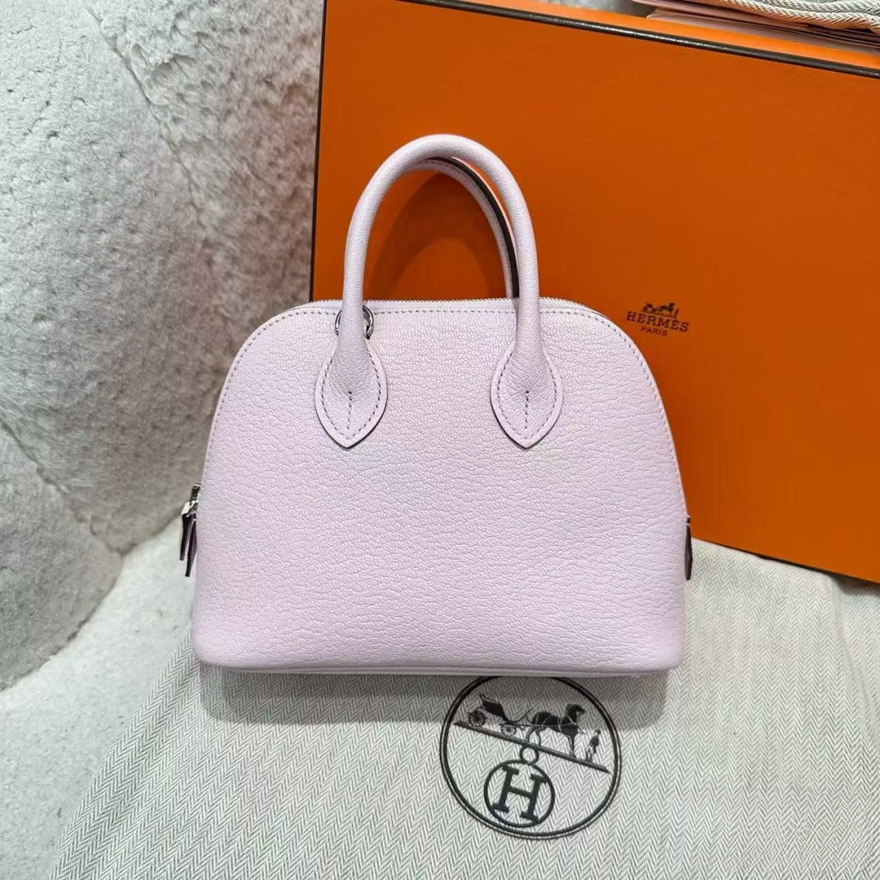 99新 Hermes/爱马仕 保龄球迷你银扣恋爱粉手提包/80787