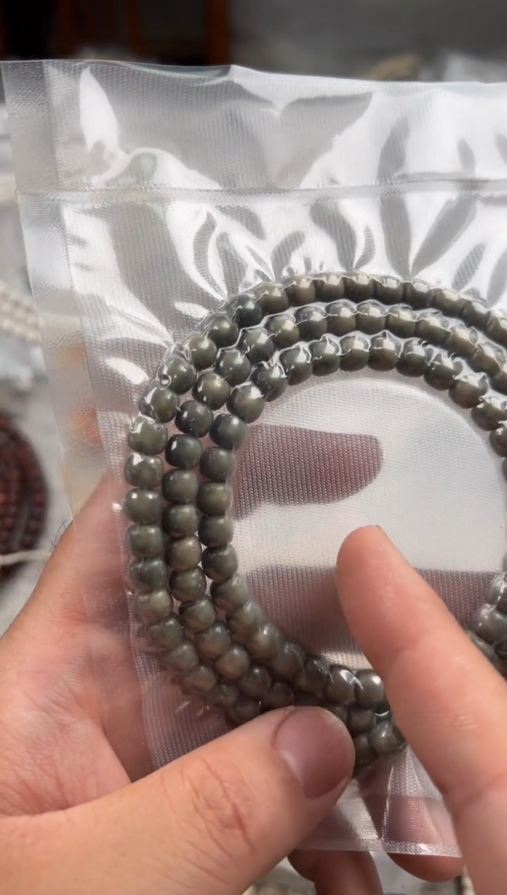 星月菩提吊坠7*6mm绿冰河豚108