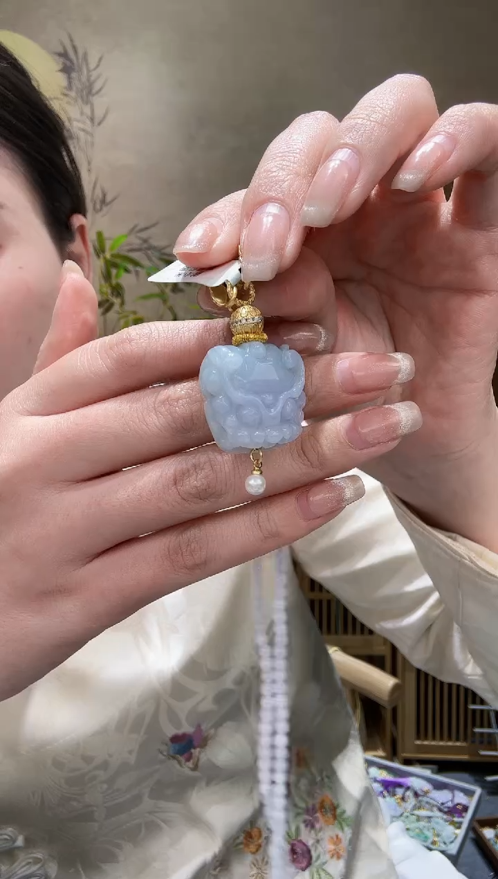 【闪购商品】翡翠颈饰未镶嵌吊坠