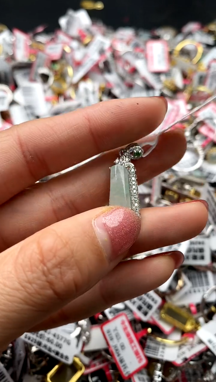 【闪购商品】翡翠戒指银S925镶嵌555555     9