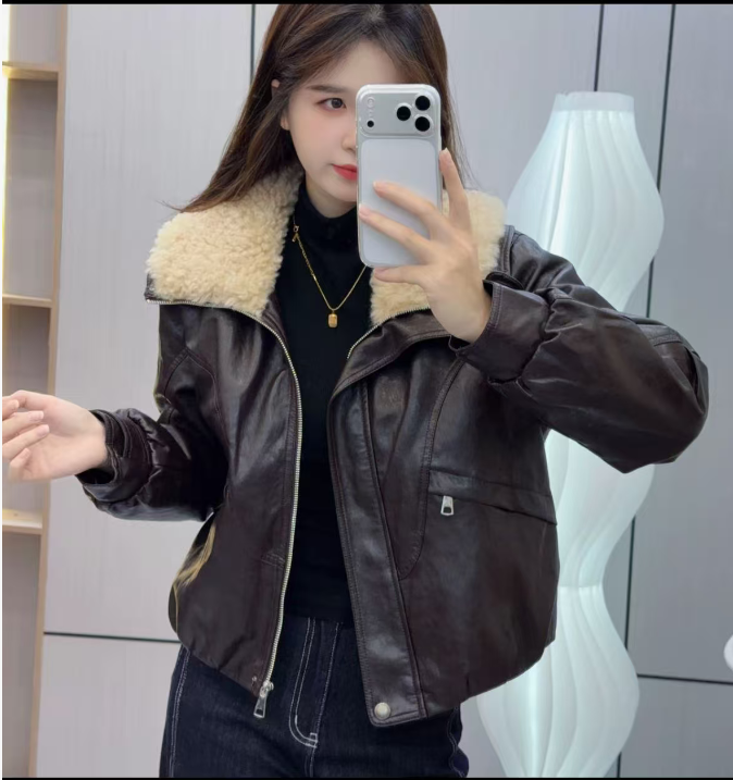 7700 大翻领拉链款加绒加厚皮衣外套女