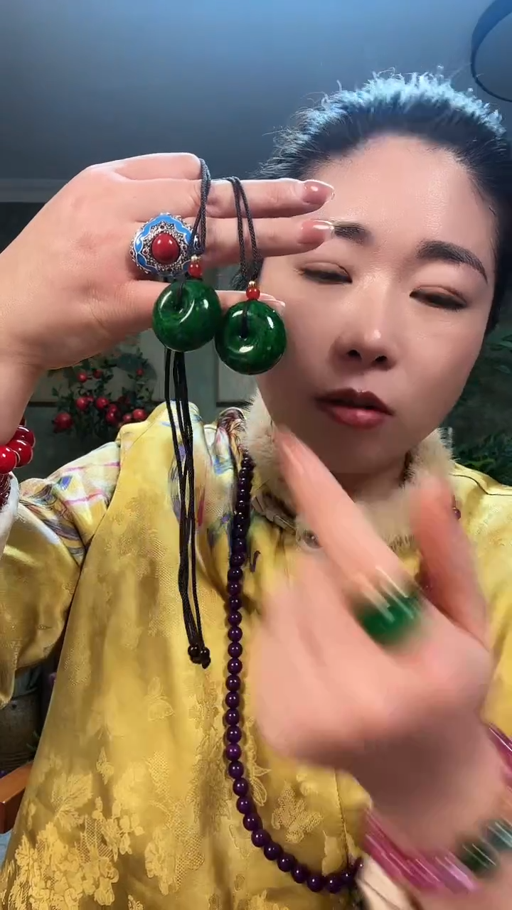 【闪购商品】树脂制品0000000T010