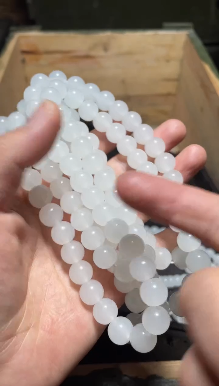 【闪购商品】白项链1件