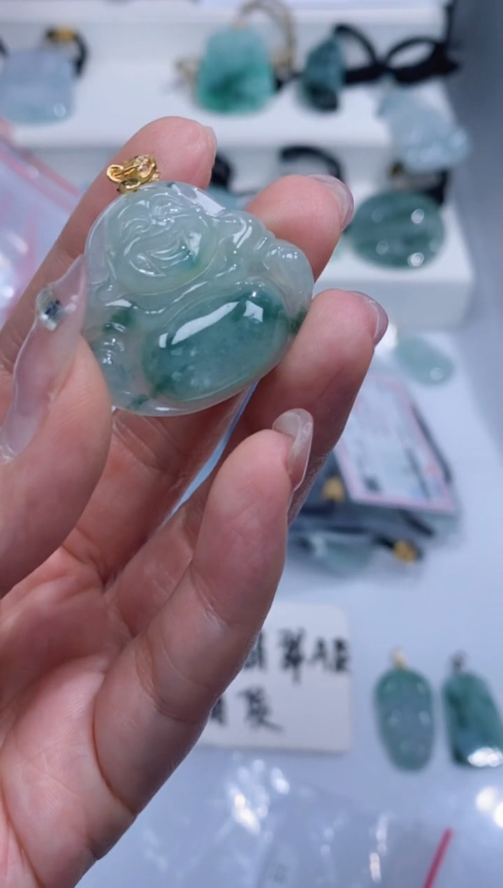 颈饰银S925镶嵌翡翠吊坠