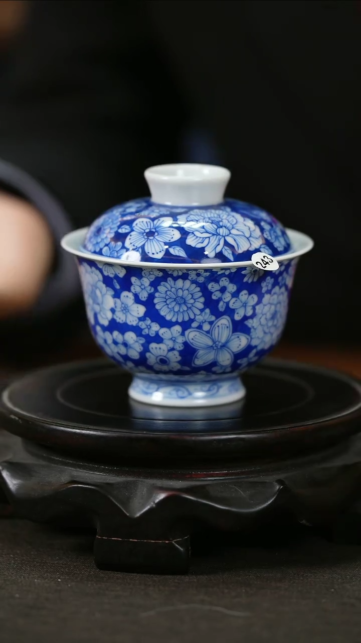 【闪购商品】盖碗蓝底花卉二才盖碗243