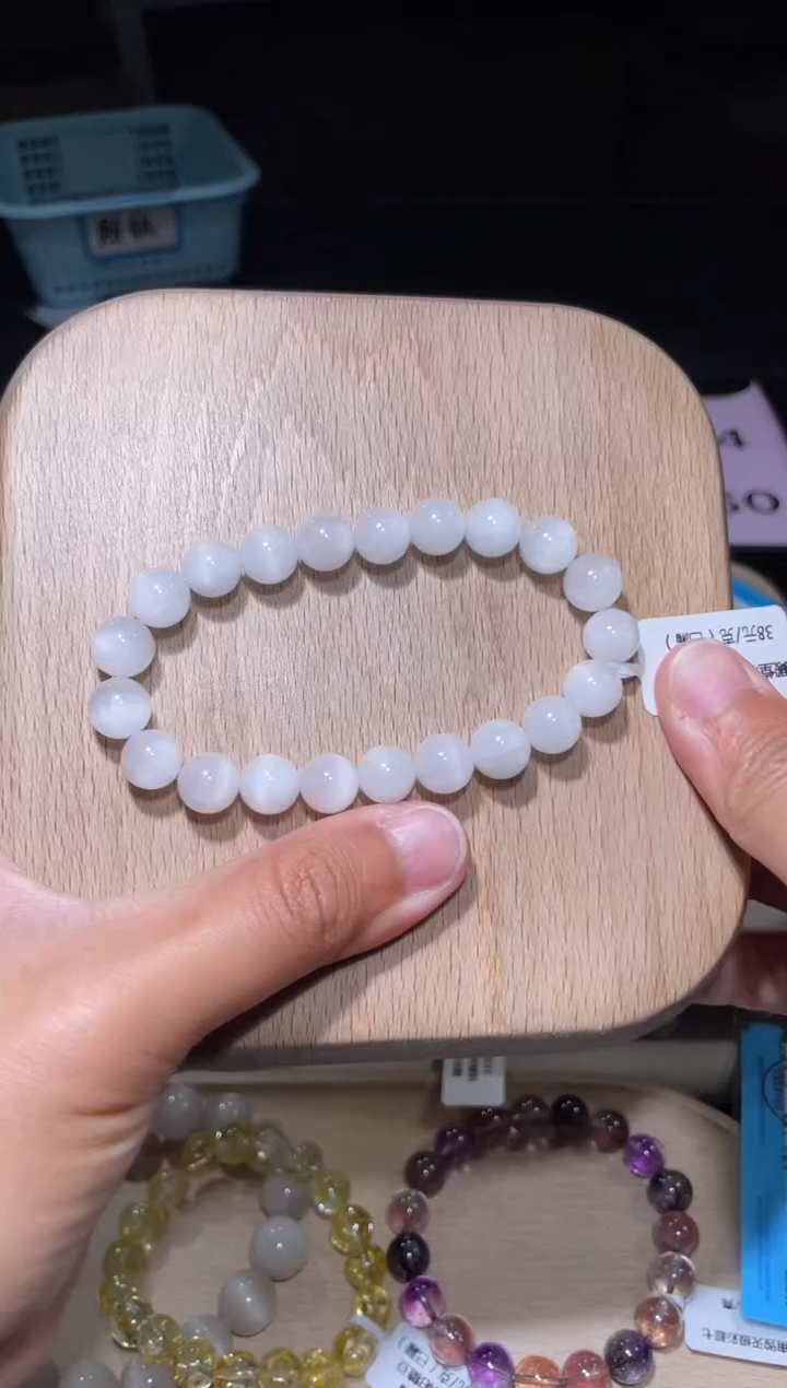 【闪购商品】水晶手链未镶嵌53号多样性发货一G 9+