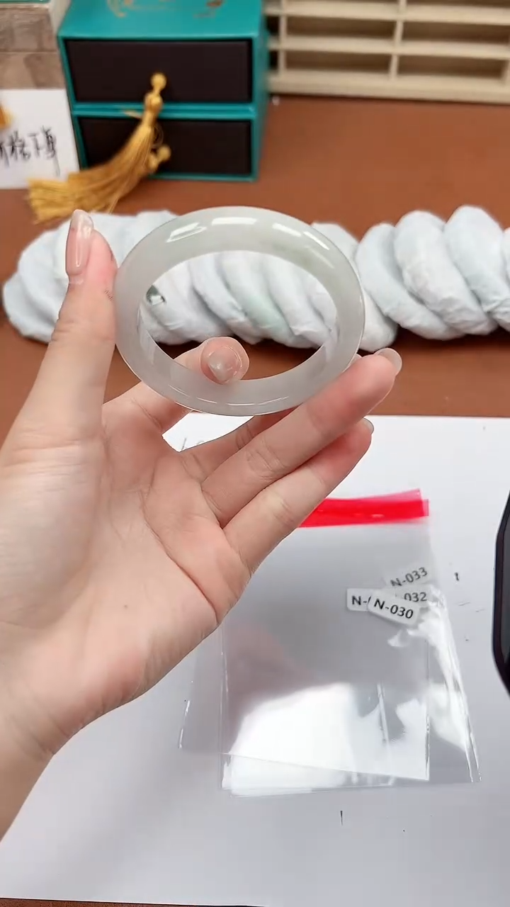 缅风精品手镯礼盒装N030