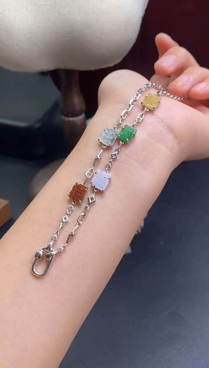 颈饰银S925镶嵌翡翠19251