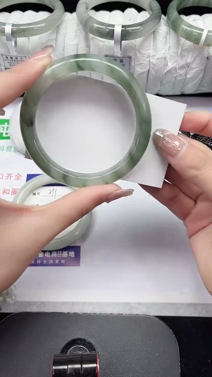 未镶嵌手镯石英质玉212-58/59