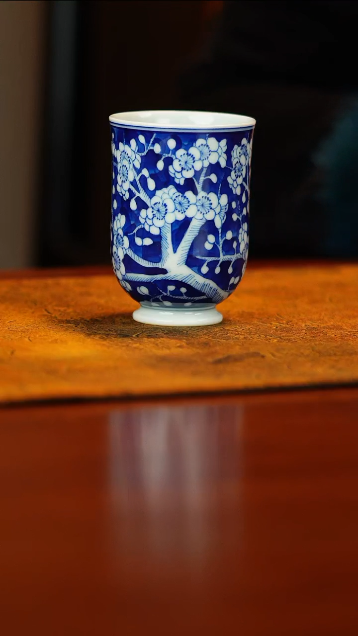 陶瓷景德镇手工手绘冰梅闻香杯