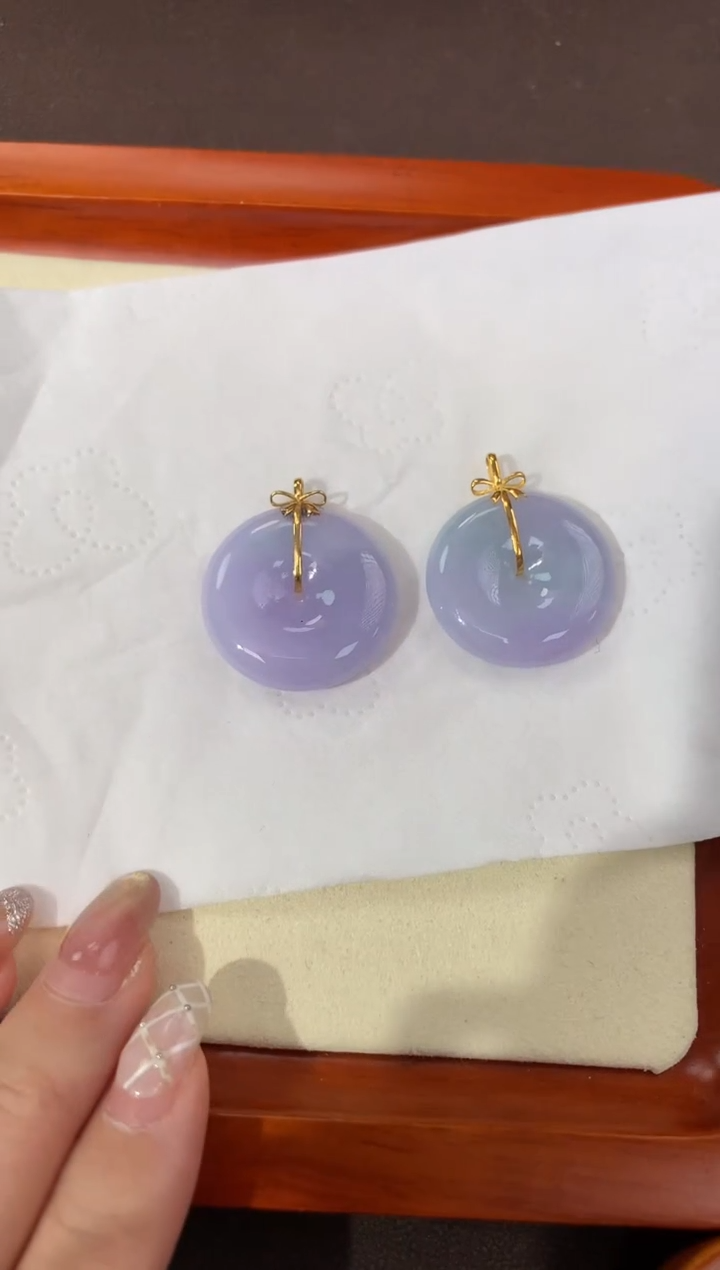 【闪购商品】翡翠颈饰18K金镶嵌天然缅甸a货翡翠(多样性发其一)