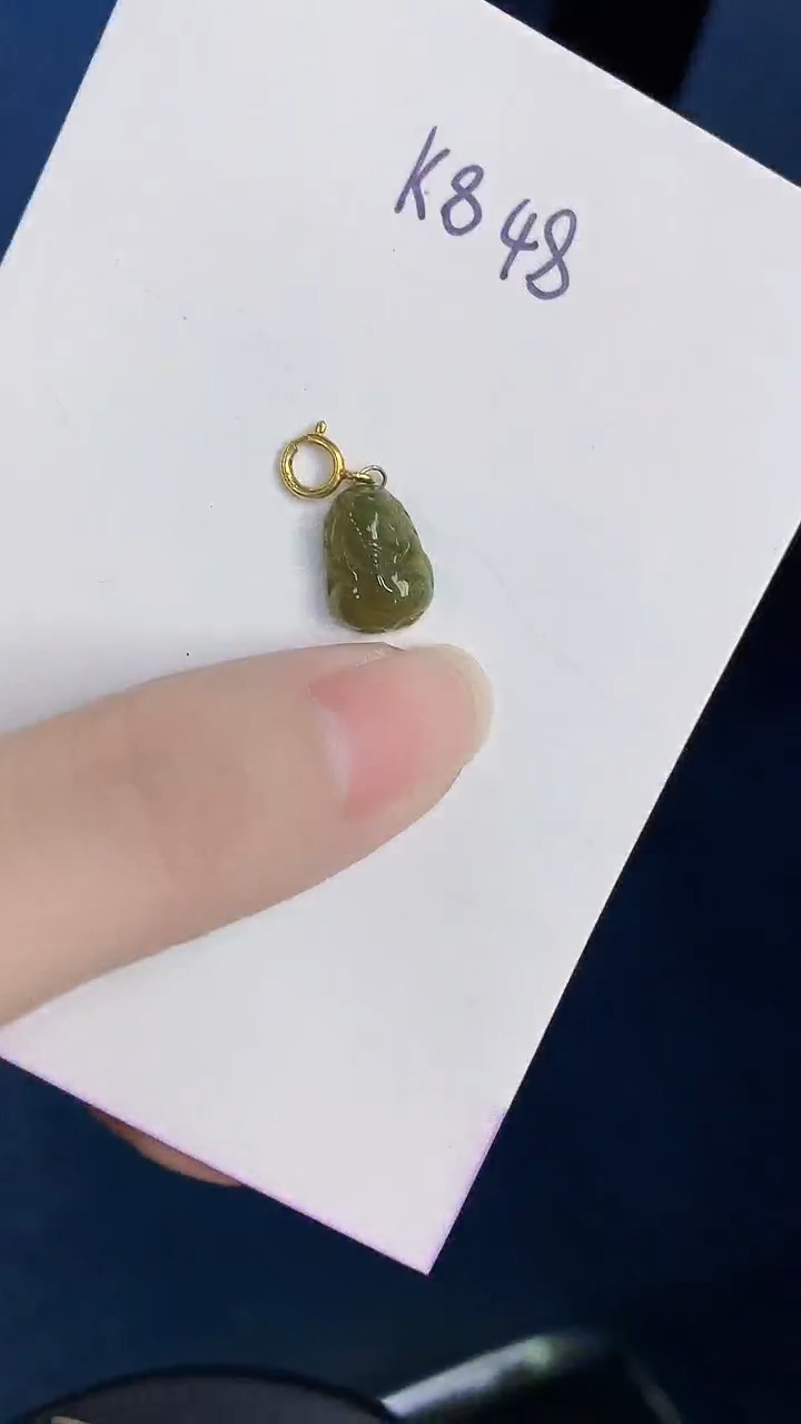 颈饰未镶嵌翡翠天然翡翠缅甸A货