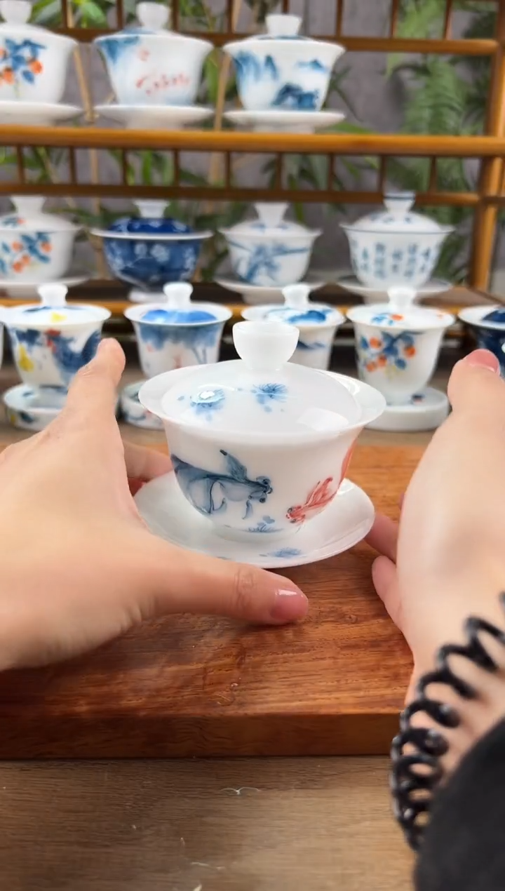 【闪购商品】微瑕红蓝锦鲤150ml三才盖碗