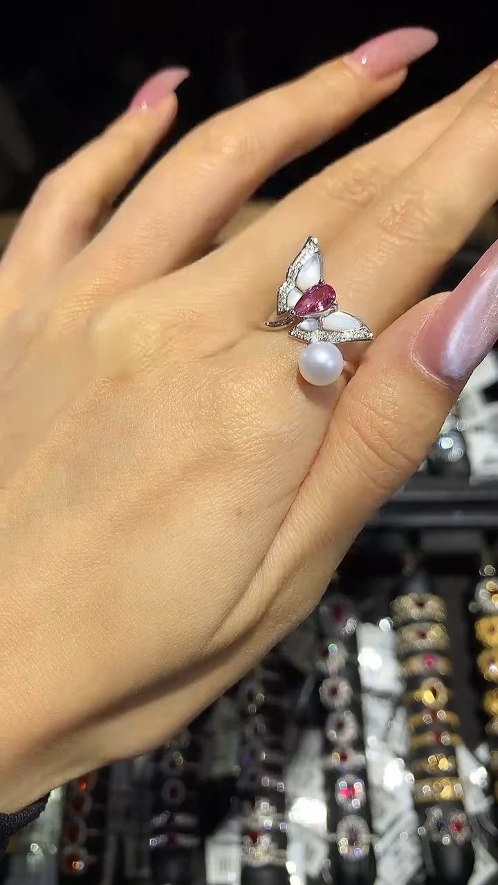 【闪购商品】蓝宝石戒指18K金镶嵌无烧帕帕拉恰戒指