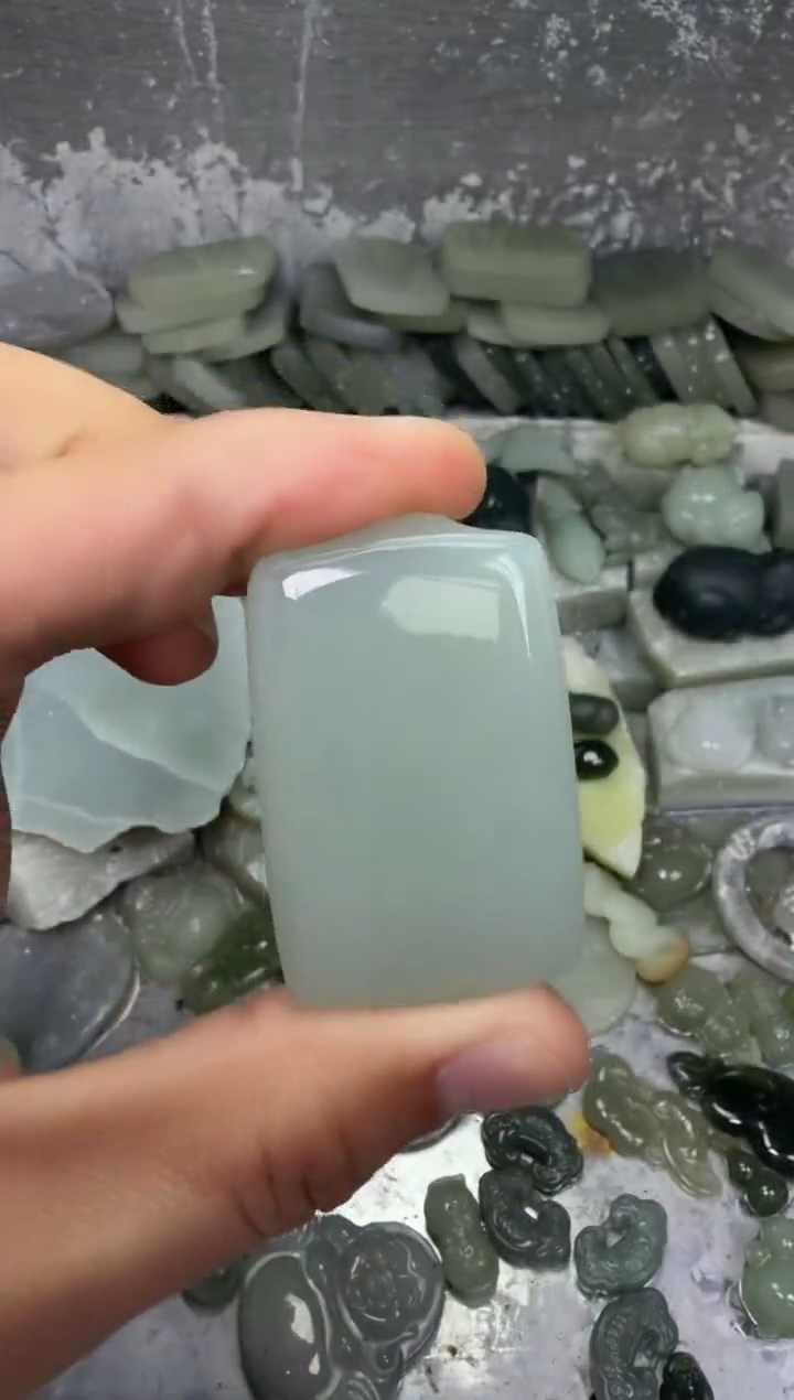 颈饰未镶嵌和田玉无事牌