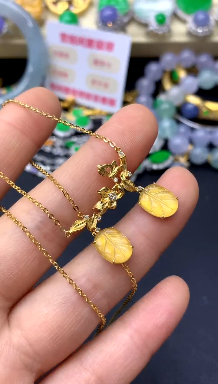 颈饰18K金镶嵌翡翠297-中国好珍宝