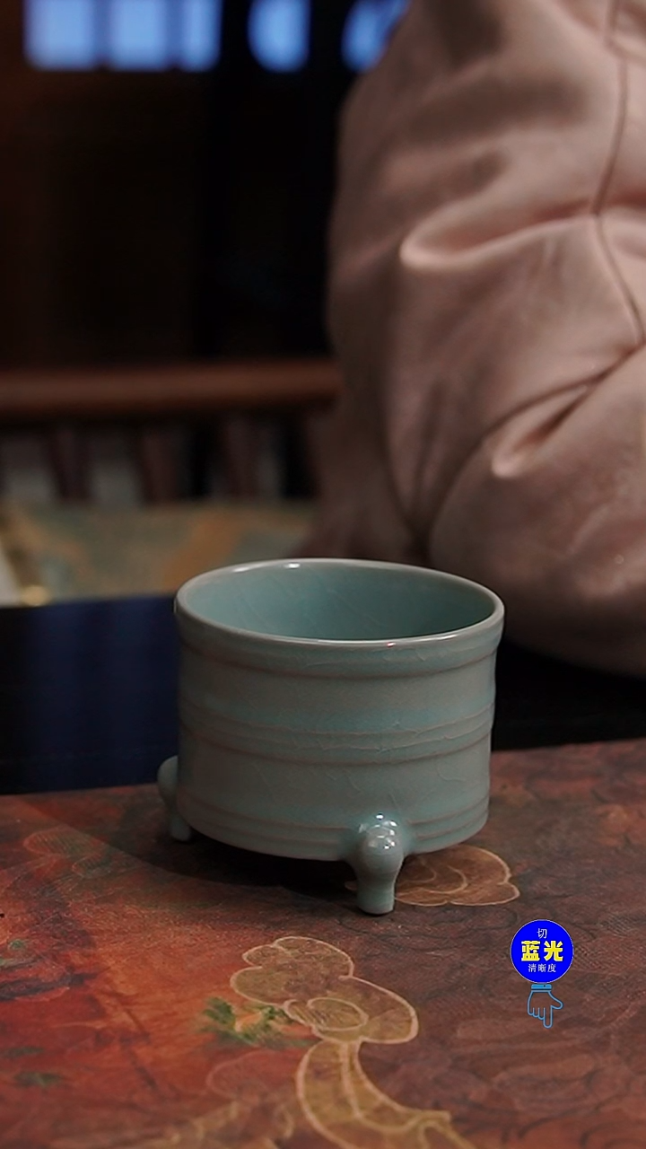 摆件瓷纯手工清凉寺原矿釉青绿三足杯