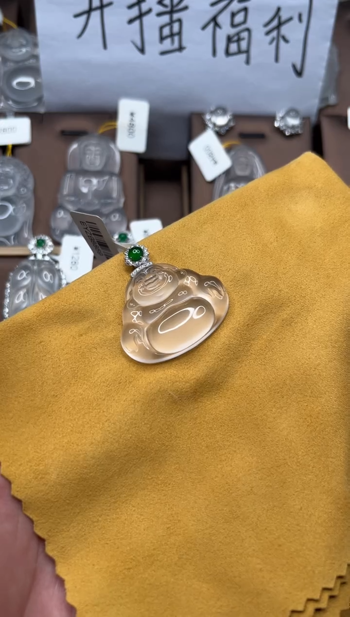 【闪购商品】石英质玉吊坠18K金镶嵌佛公