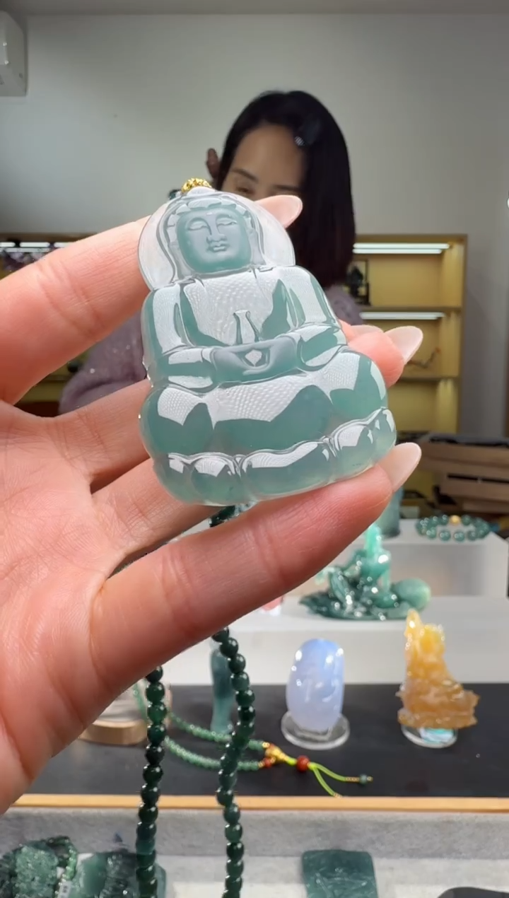 吊坠(赠链)未镶嵌翡翠观音