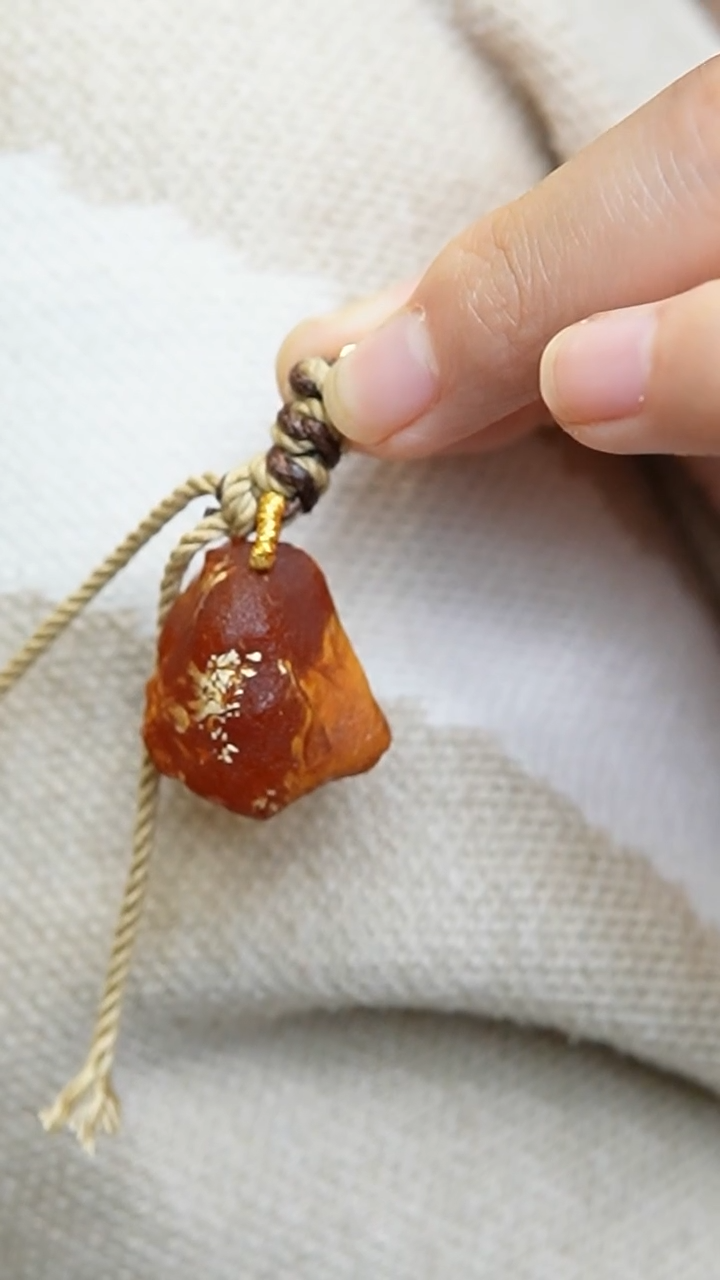 【闪购商品】琥珀裸石未镶嵌原石