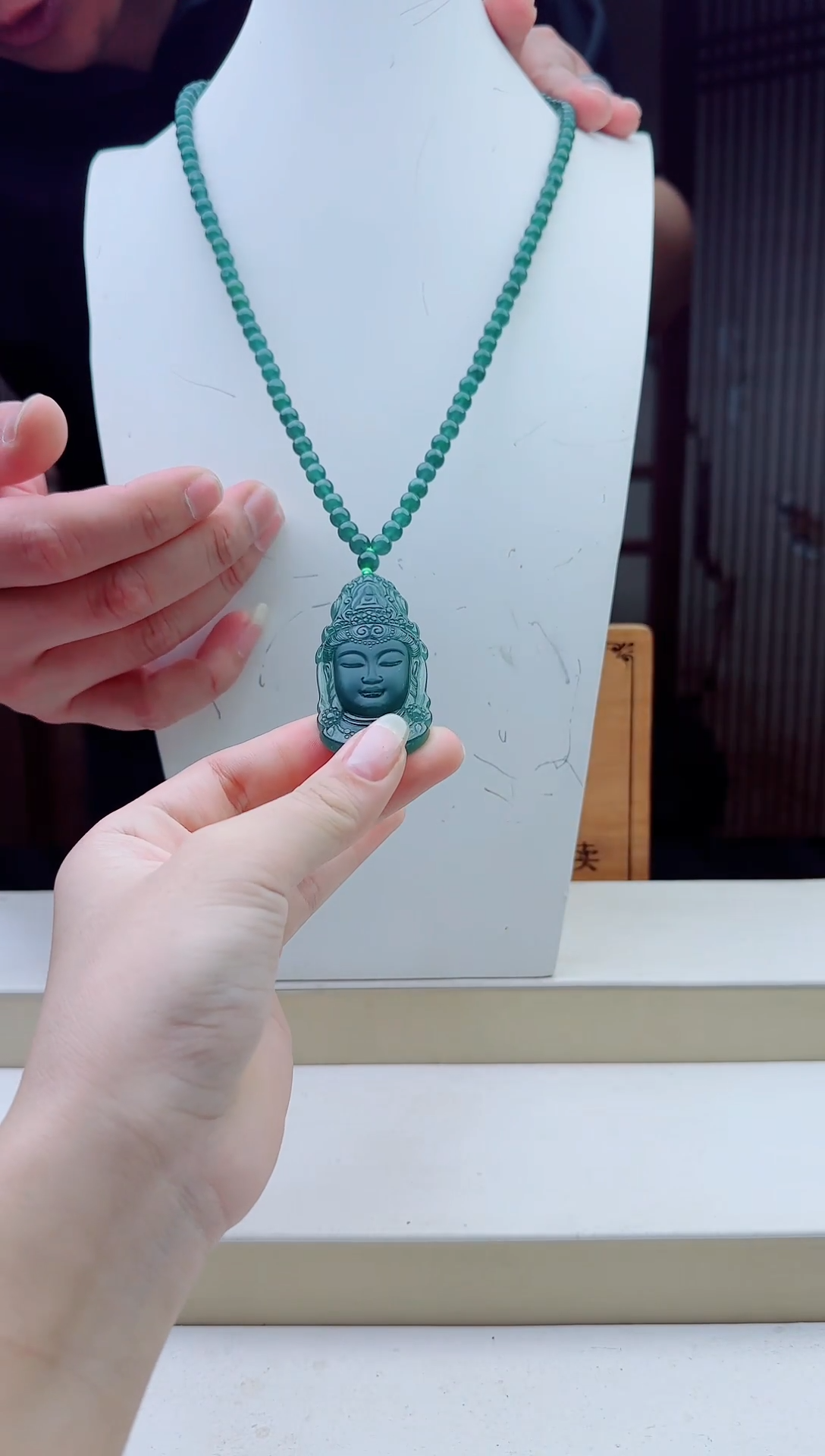 颈饰未镶嵌翡翠多样性发其一